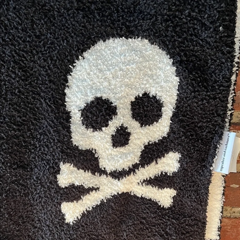 cupcakes & cashmere Black and White Skull Door Mat